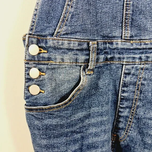 SHEIN, Denim Overalls, Size Medium, Slightly Distressed, Crop - Ankle - Picture 7 of 15